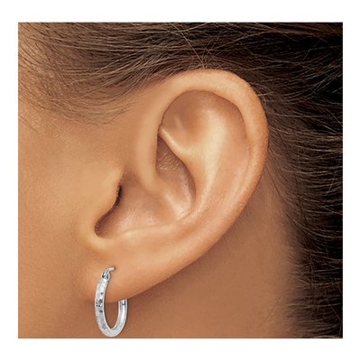 10K White Gold 15mm Diamond-Cut Round Tube Hoop Earrings – view 4