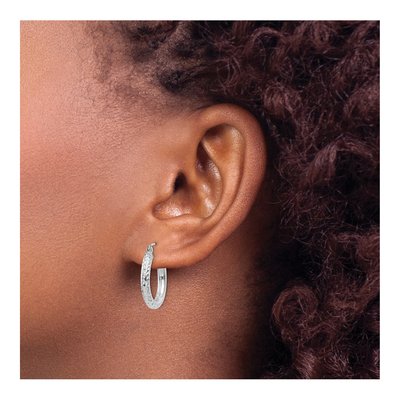 10K White Gold 20mm Diamond-Cut Hoop Earrings – view 4