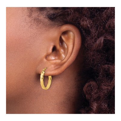 10K Yellow Gold Patterned Oval Hoop Earrings – view 4