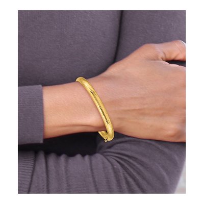 14K Yellow Gold Hammered Hinged Oval Bangle Bracelet – view 5