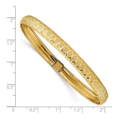 14K Yellow Gold Flexible Diamond-Cut Oval Bangle Bracelet – view 4