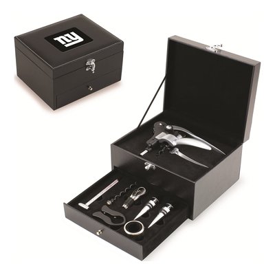 NY Giants 8-Piece Boxed Wine Set Gift