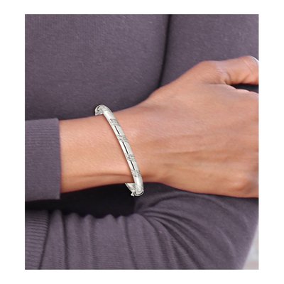 Sterling Silver Diamond-Cut Hinged Bangle Bracelet – view 5