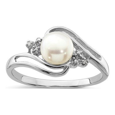 Sterling Silver Freshwater Cultured Pearl & Diamond Button Ring