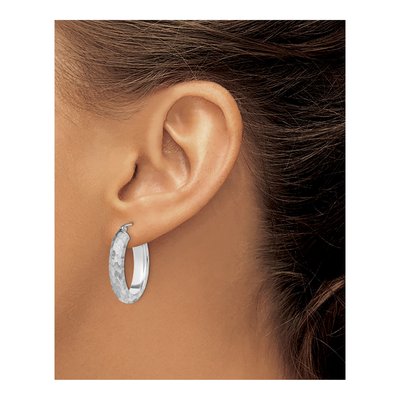Sterling Silver 24mm Diamond-Cut Oval Hoop Earrings – view 4
