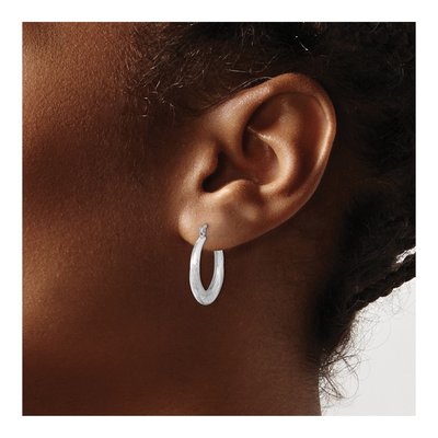 Sterling Silver 21mm Scalloped Round Hoop Earrings – view 4