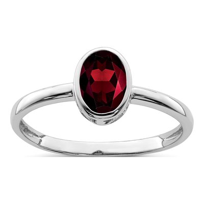 Sterling Silver Garnet Oval Ring