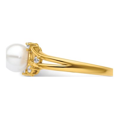 14K Yellow Gold 1/10 ct tw Freshwater Cultured Pearl & Diamond Ring – view 3