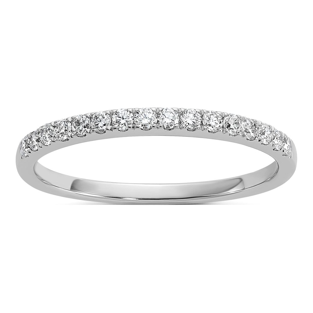 Platinum 1/6 ct tw Diamond Wedding Band