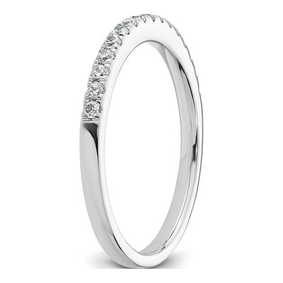 14K White Gold 1/4 ct tw Diamond Wedding Band – view 8