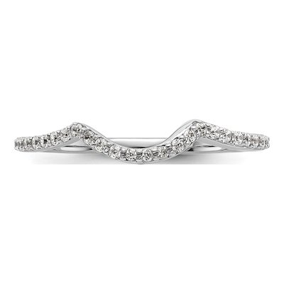 14K White Gold 1/7 ct tw Diamond Wedding Band – view 5