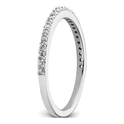 14K White Gold 1/4 ct tw Diamond Wedding Band – view 7