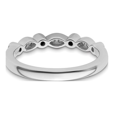 14K White Gold 1/6 ct tw Diamond Wedding Band – view 7