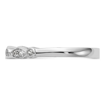 14K White Gold 1/5 ct tw Diamond Wedding Band – view 4