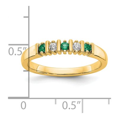14K Yellow Gold 1/15 ct tw Emerald & Diamond Wedding Band – view 2