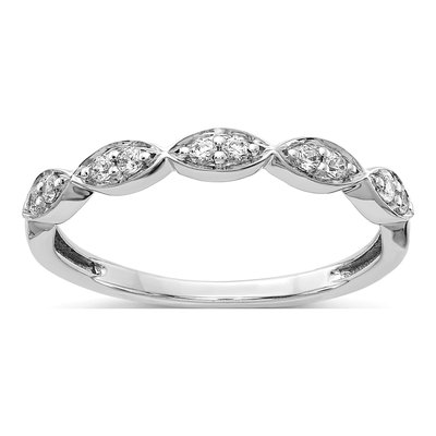 14K White Gold 1/6 ct tw Diamond Fancy Ring