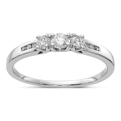 14K White Gold 1/4 ct tw Diamond 3-Stone Ring