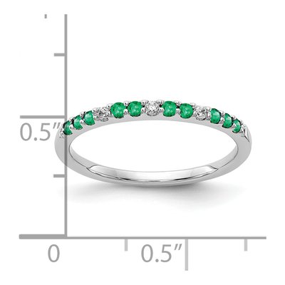 10K White Gold 1/20 ct tw Emerald & Diamond Ring – view 3