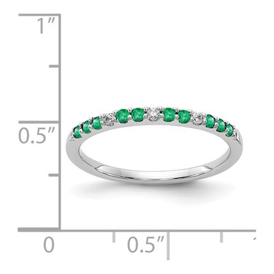 14K White Gold 1/20 ct tw Emerald & Diamond Ring – view 4