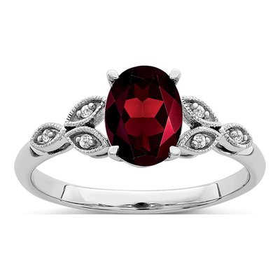 10K White Gold 1/20 ct tw Oval Garnet Diamond Ring