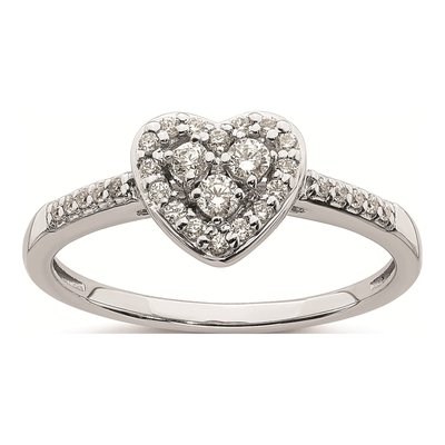 10K White Gold 1/4 ct tw Diamond Heart Halo Engagement Ring