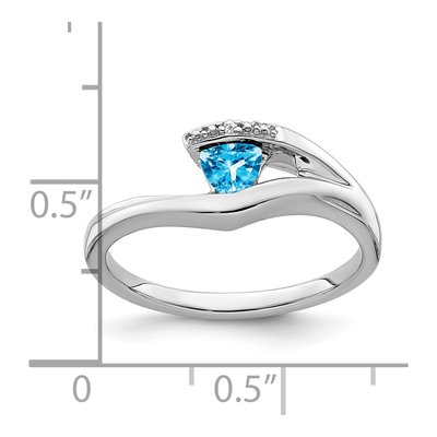 14K White Gold Swiss Blue Topaz & Diamond Trillion Ring – view 4