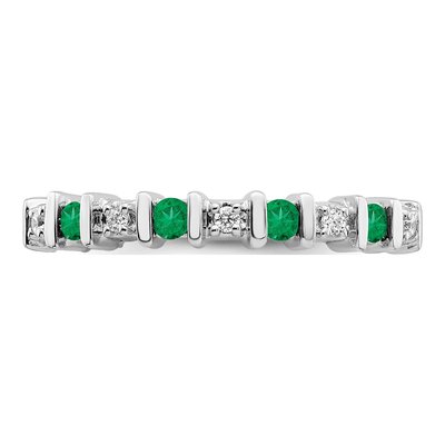 14K White Gold 1/20 ct tw Emerald & Diamond Tapered Ring – view 5