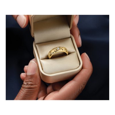 Men's 14K Yellow Gold 1/10 ct tw Diamond Grooved Wedding Band – view 7