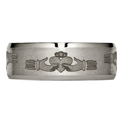 Titanium 8mm Claddagh Wedding Band – view 5