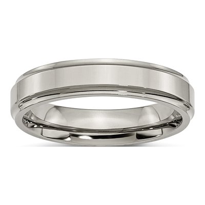 Titanium 5mm Ridged Edge Wedding Band