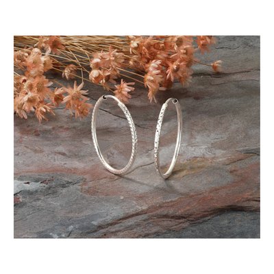 14K White Gold 25mm Diamond-Cut Endless Hoop Earrings – view 5