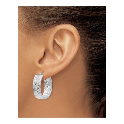 14K White Gold Diamond-Cut Hoop Earrings – view 4