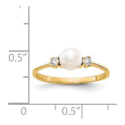 14K Yellow Gold 1/15 ct tw Freshwater Cultured Pearl & Diamond Ring – view 3