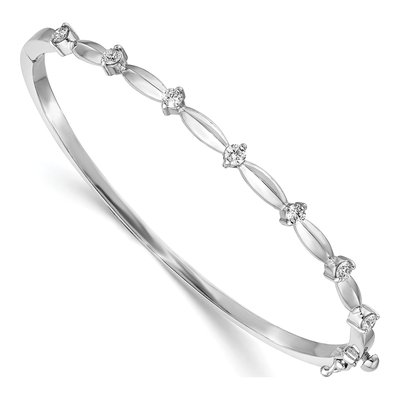 14K White Gold 1/2 ct tw Diamond Hinged Bangle Bracelet