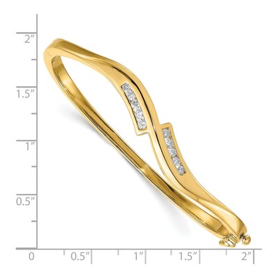 14K Yellow Gold 3/8 ct tw Diamond Oval Bangle Bracelet – view 3