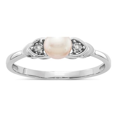 14K White Gold Pearl & Diamond June Ring