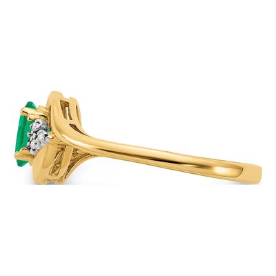 14K Yellow Gold Emerald & Diamond Oval Ring – view 4