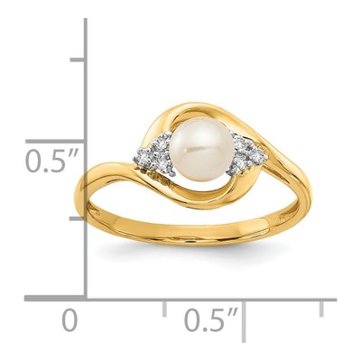 14K Yellow Gold Pearl & Diamond June Birthstone Ring – view 3