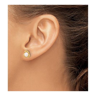 14K Yellow Gold Round Freshwater Cultured Pearl Flower Stud Earrings – view 3