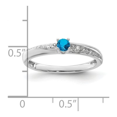 14K White Gold 1/20 ct tw Diamond Family Ring – view 4