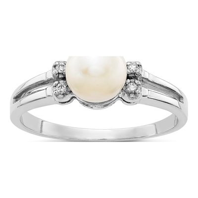 14K White Gold Freshwater Cultured Pearl & Diamond Ring