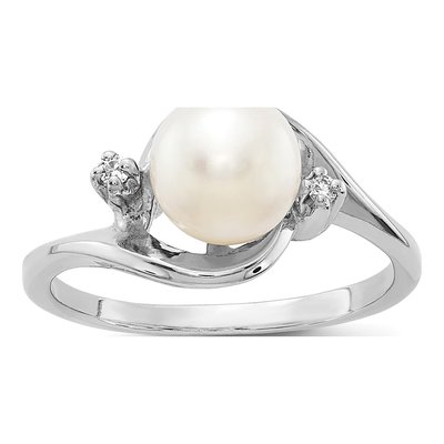 14K White Gold Freshwater Cultured Pearl & Diamond Ring