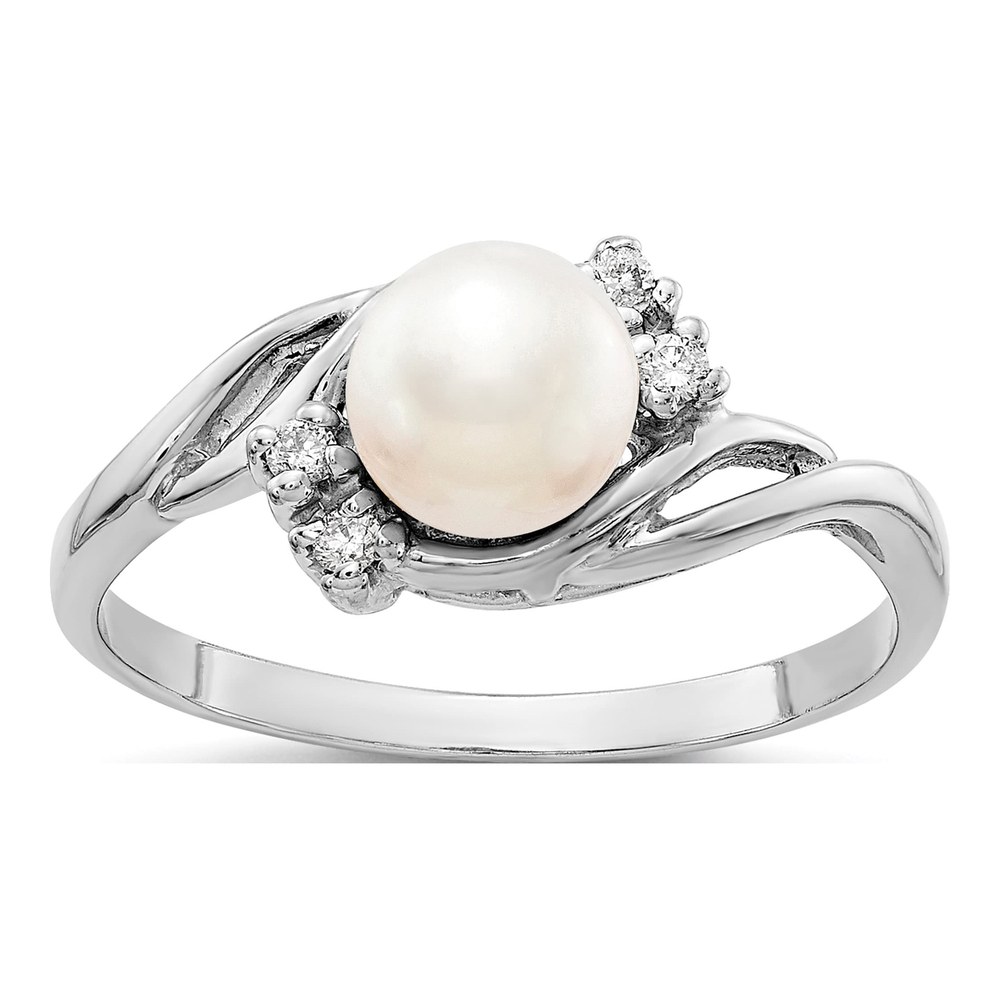 14K White Gold 1/20 ct tw Freshwater Cultured Pearl & Diamond Ring