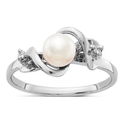 14K White Gold Freshwater Cultured Pearl & Diamond Ring