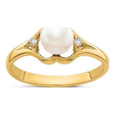 14K Yellow Gold Freshwater Cultured Pearl & Diamond Ring