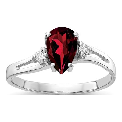 14K White Gold 1/20 ct tw Garnet & Diamond Pear Ring